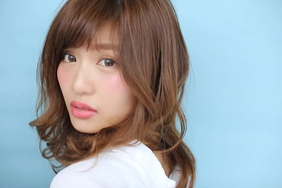 ミディアム onishi yoshinaoのヘアスタイル