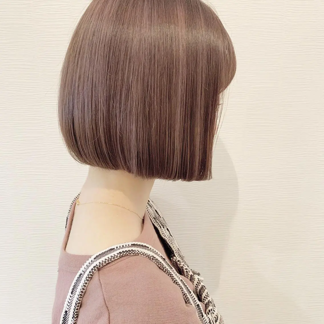 ショート カラー ブリーチ 透明感カラー グラデーションカラー ハイライトカラー インナーカラー カット ヘアカラー トリートメント 池田 真由美のヘアスタイル
