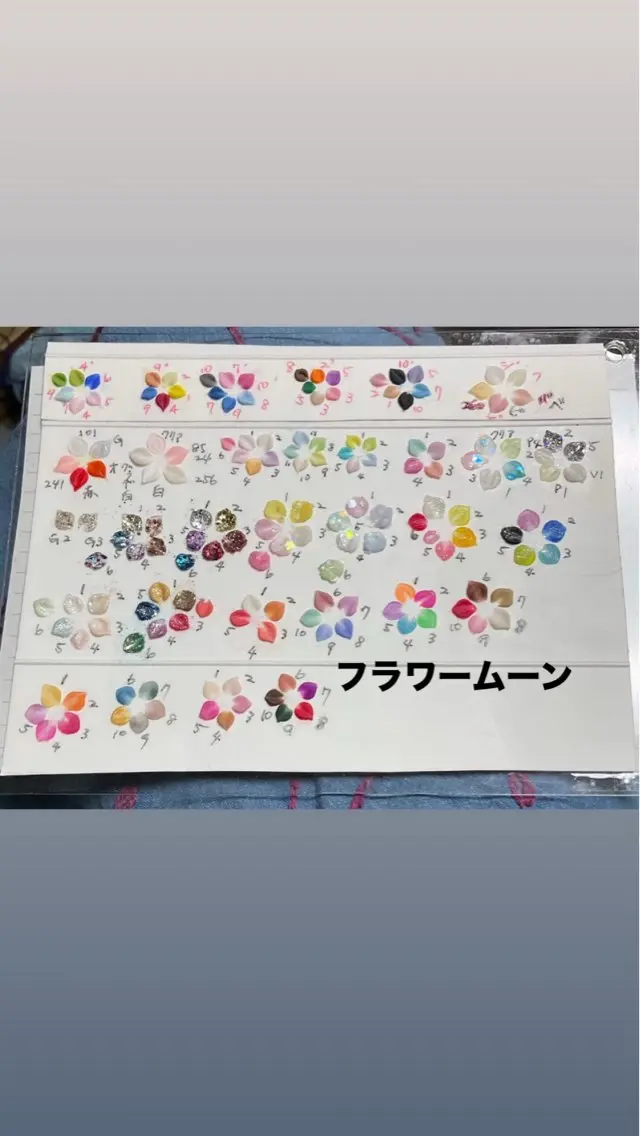 ネイル スカルプネイル フラワー ムーンのネイルデザイン