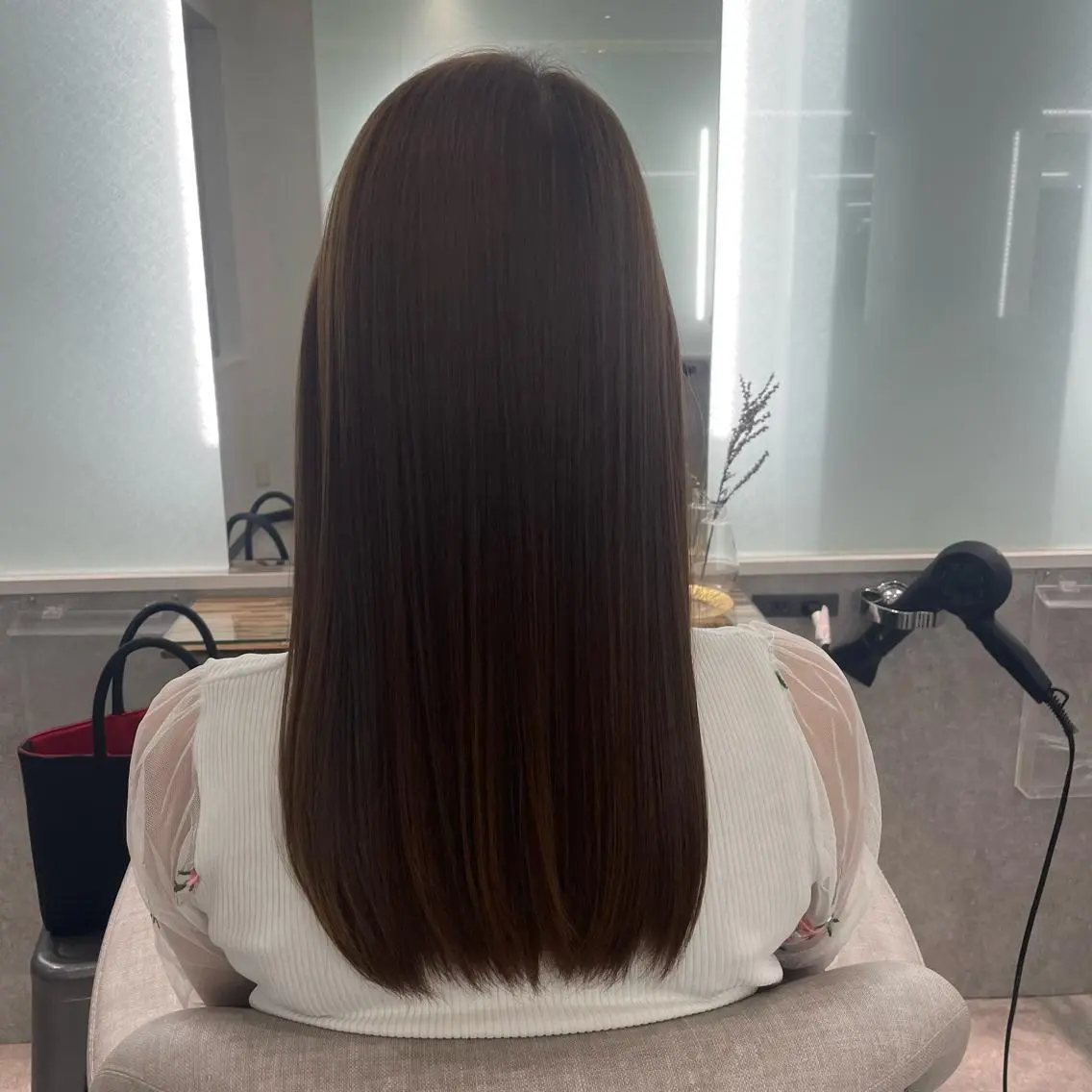 セミロング 縮毛矯正 樋口 功樹のヘアスタイル