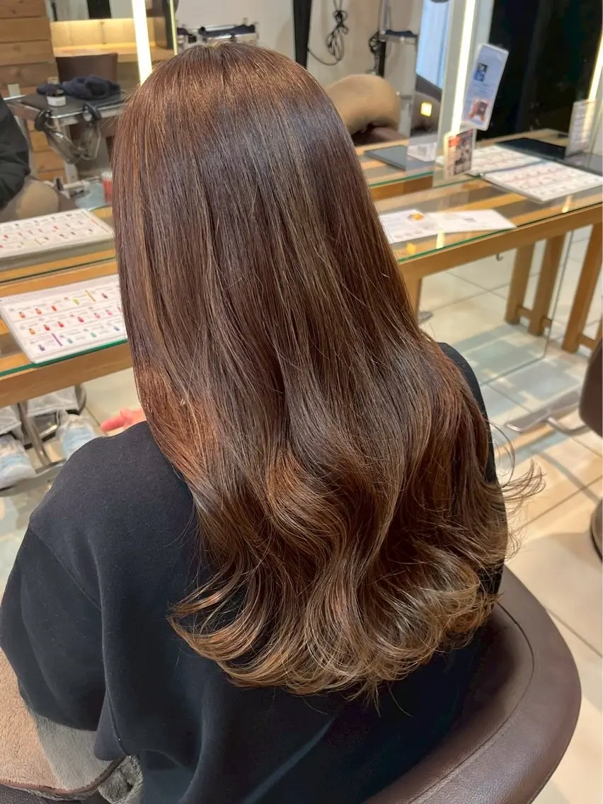 【ダメージを抑えたい方へ‼️】✨️ケアブリーチダブルカラー+Aujuaトリートメント✨️️🫧の写真