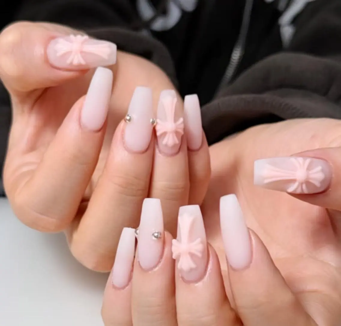 ネイル ハンドネイル 🎀 Ayaka_nailのネイルデザイン