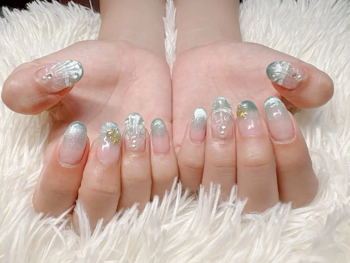 ネイル パッチリオメメ Lianaのネイルデザイン