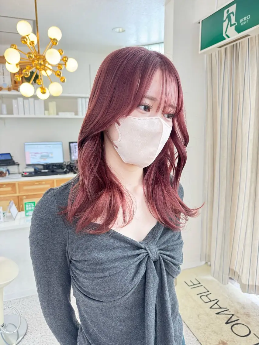 セミロング ピンクブラウン ヘアカラー トリートメント LOMARLIE/ Karen🪐💫のヘアスタイル