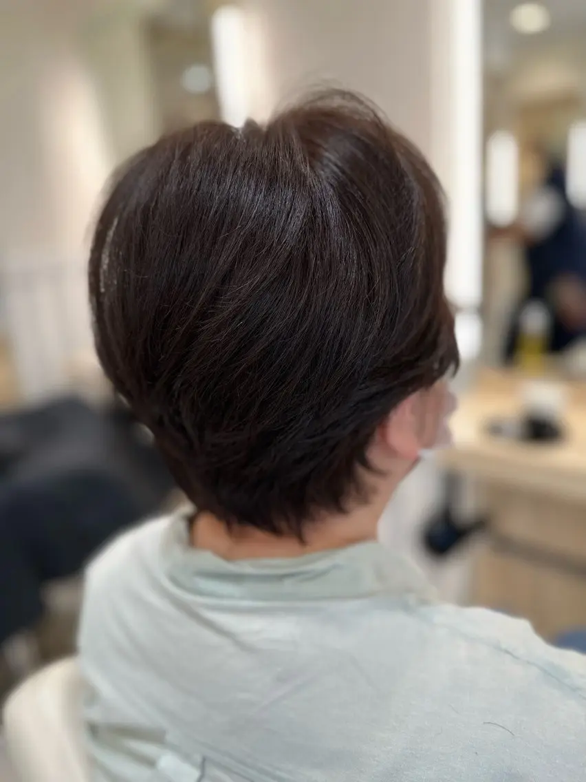 ショート ボブ•ショートカット 草野太一のヘアスタイル