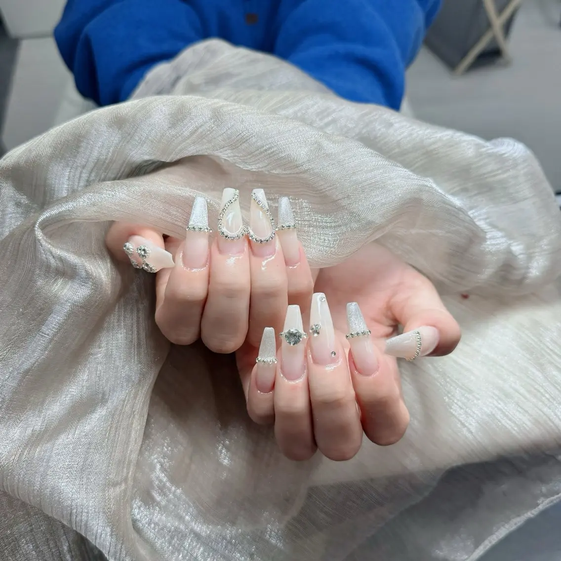 ネイル ジェルネイル 韓国ネイル マグネットネイル ネイルチップ 冬ネイル Lenie Nail Salonのネイルデザイン