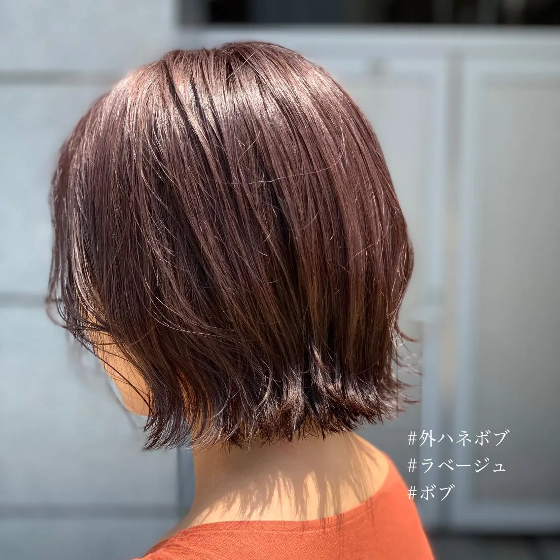 ショート ボブ 外ハネヘア カット ヘアカラー arc. arc.のヘアスタイル
