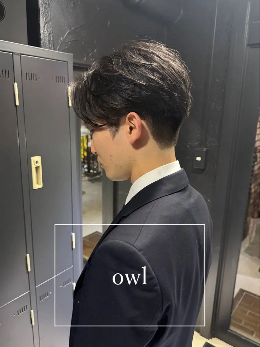 ミディアム カラー メンズ ミディアムパーマ センターパート メンズパーマ メンズ専門 美容師✨ アメ村 堀江颯瑛のヘアスタイル
