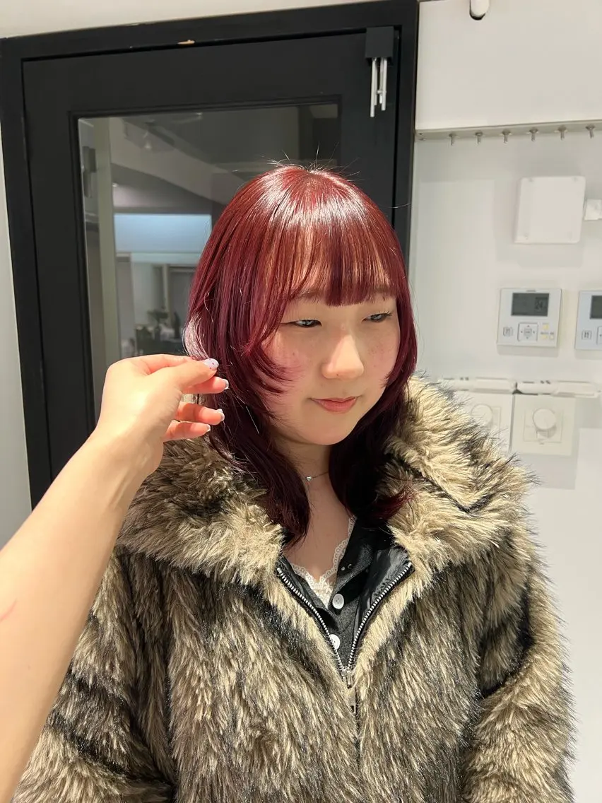 セミロング カラー ヘアカラー トリートメント うるぷるカラー 🤍 Naanoのヘアスタイル