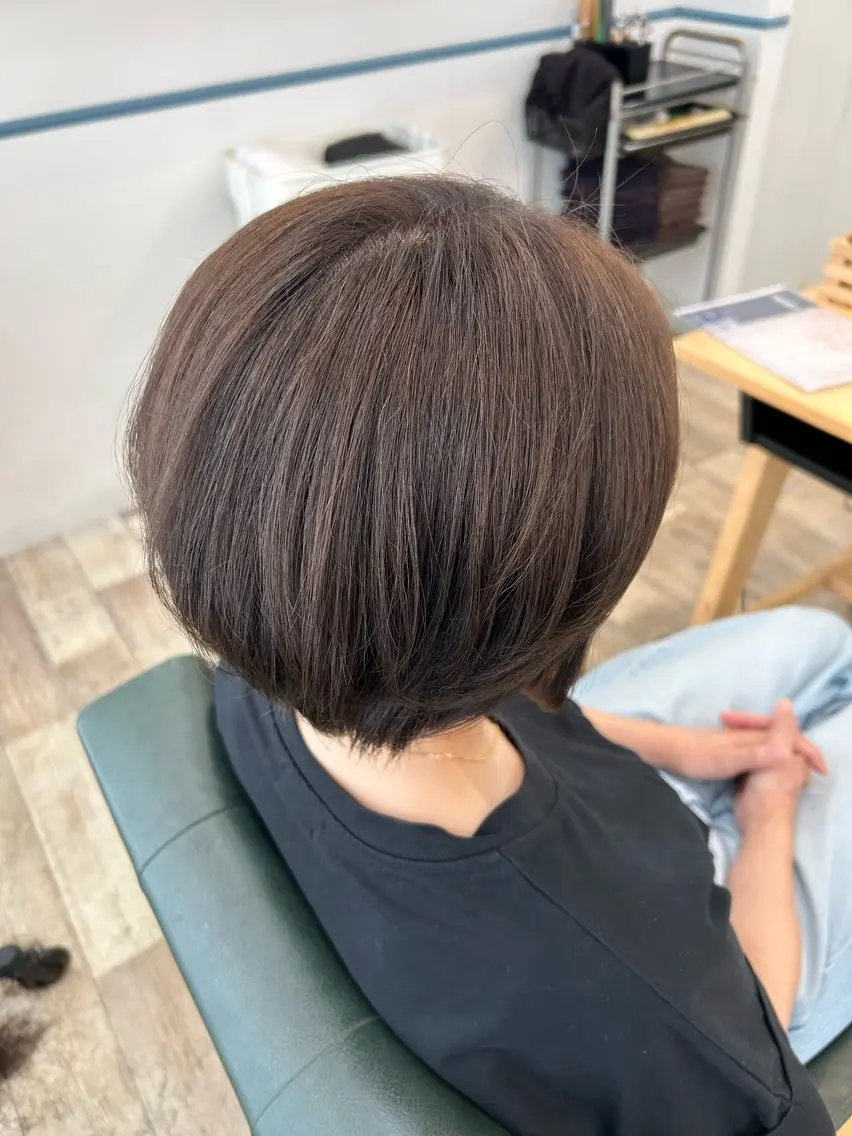 ショート カラー アッシュ ショートヘア カット ヘアカラー トリートメント 青木 優雅のヘアスタイル