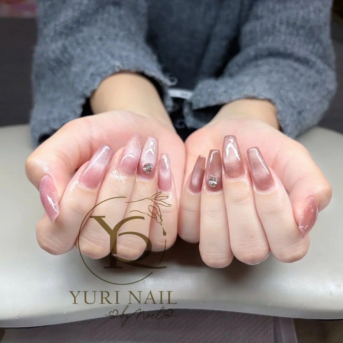 ネイル チークネイル フットネイル 韓国ネイル ニュアンスネイル オフィスネイル ハンドネイル フットネイル ハンドケア YURI Nail NARITAのネイルデザイン