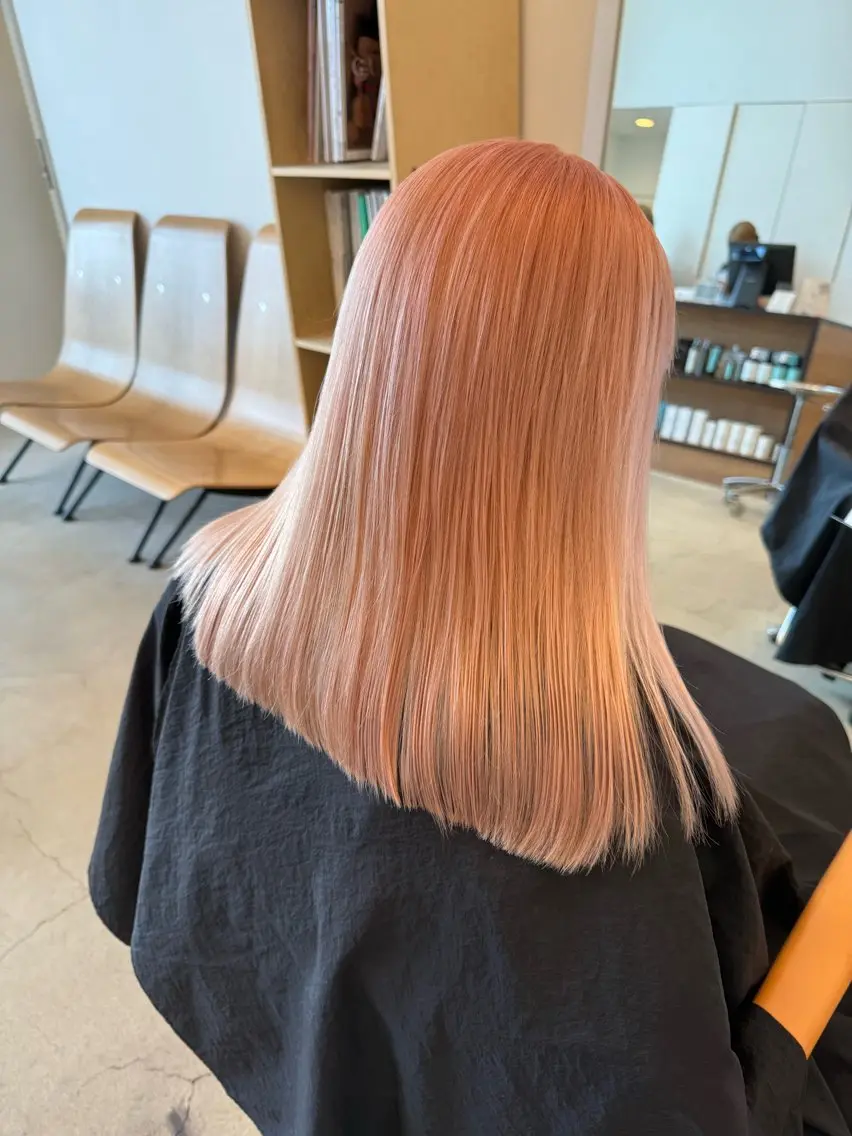 セミロング カラー ヘアカラー KEYMAN MEGUMIのヘアスタイル