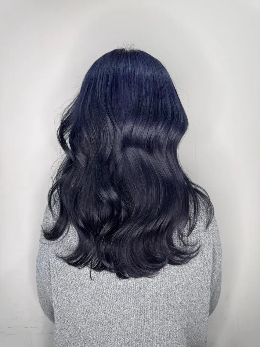 ロング カラー カット ヘアカラー トリートメント ヘッドスパ ブリーチカラー🦖 岡部木乃夏のヘアスタイル