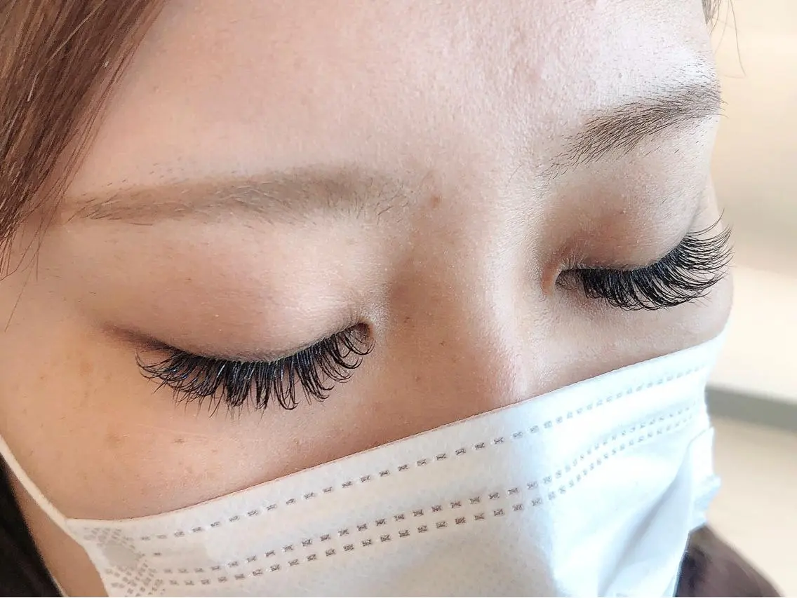マツエク・マツパ 荒川 鈴菜のヘアスタイル