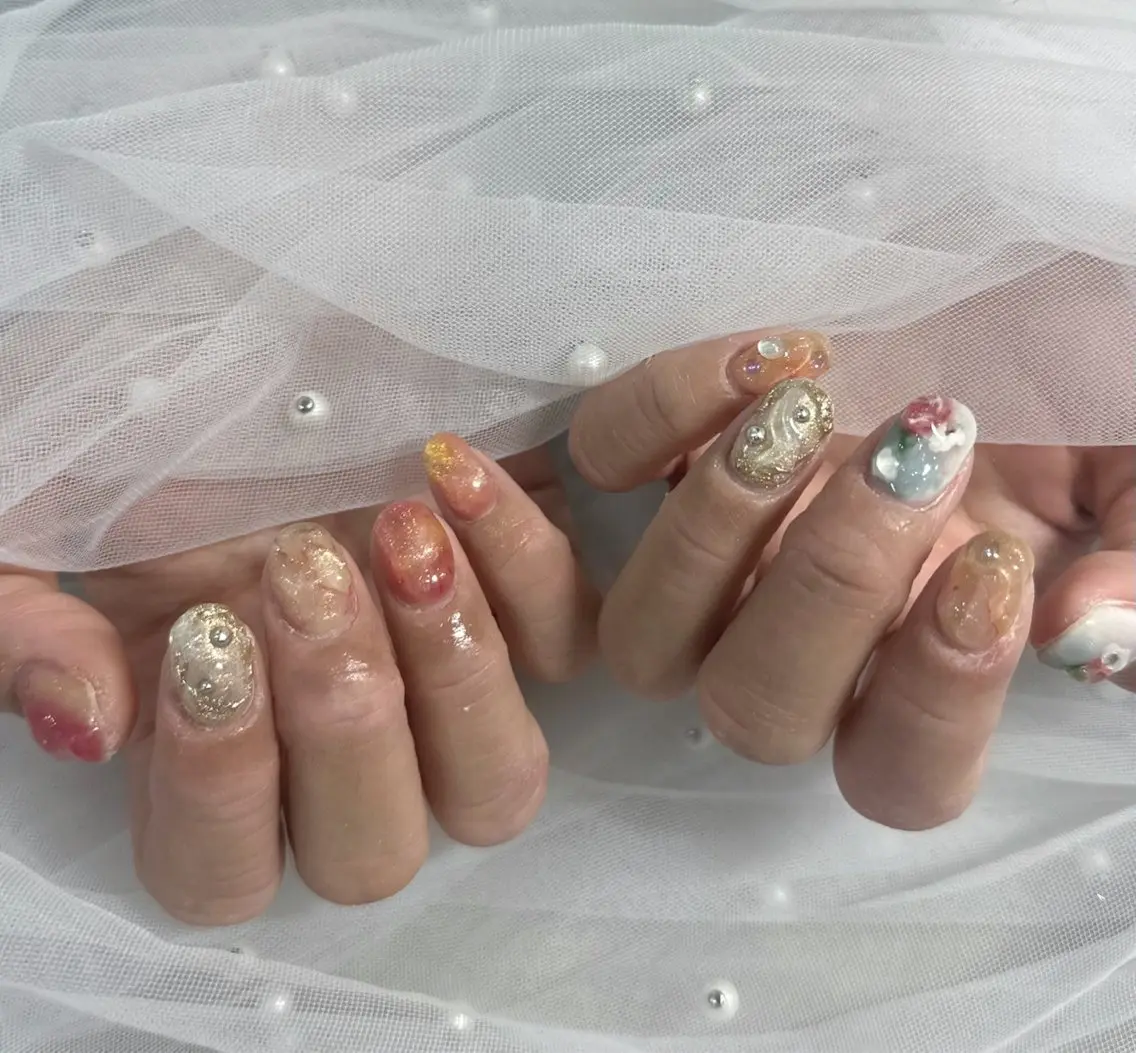 ネイル ハンドネイル フットネイル LAVISH nanamiのネイルデザイン