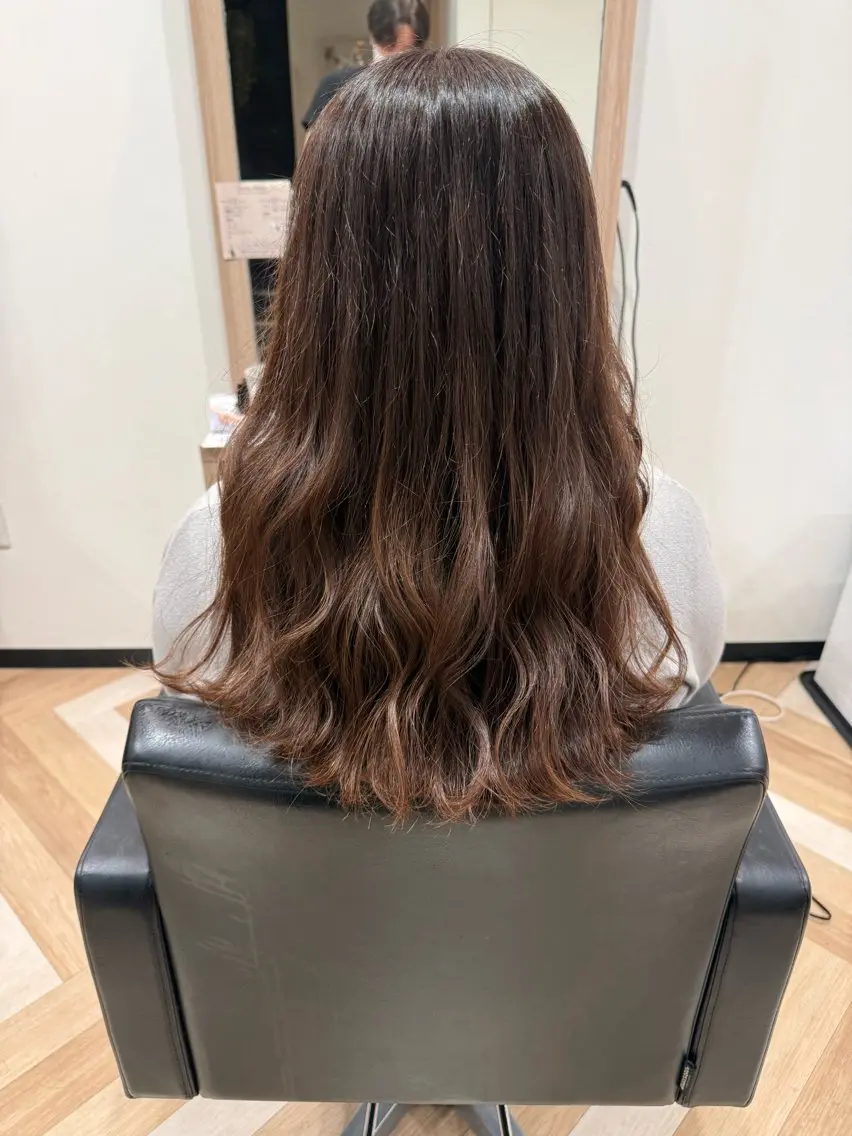 ロング ✨艶/パーマ/長岡 /剣持快吏✨のヘアスタイル