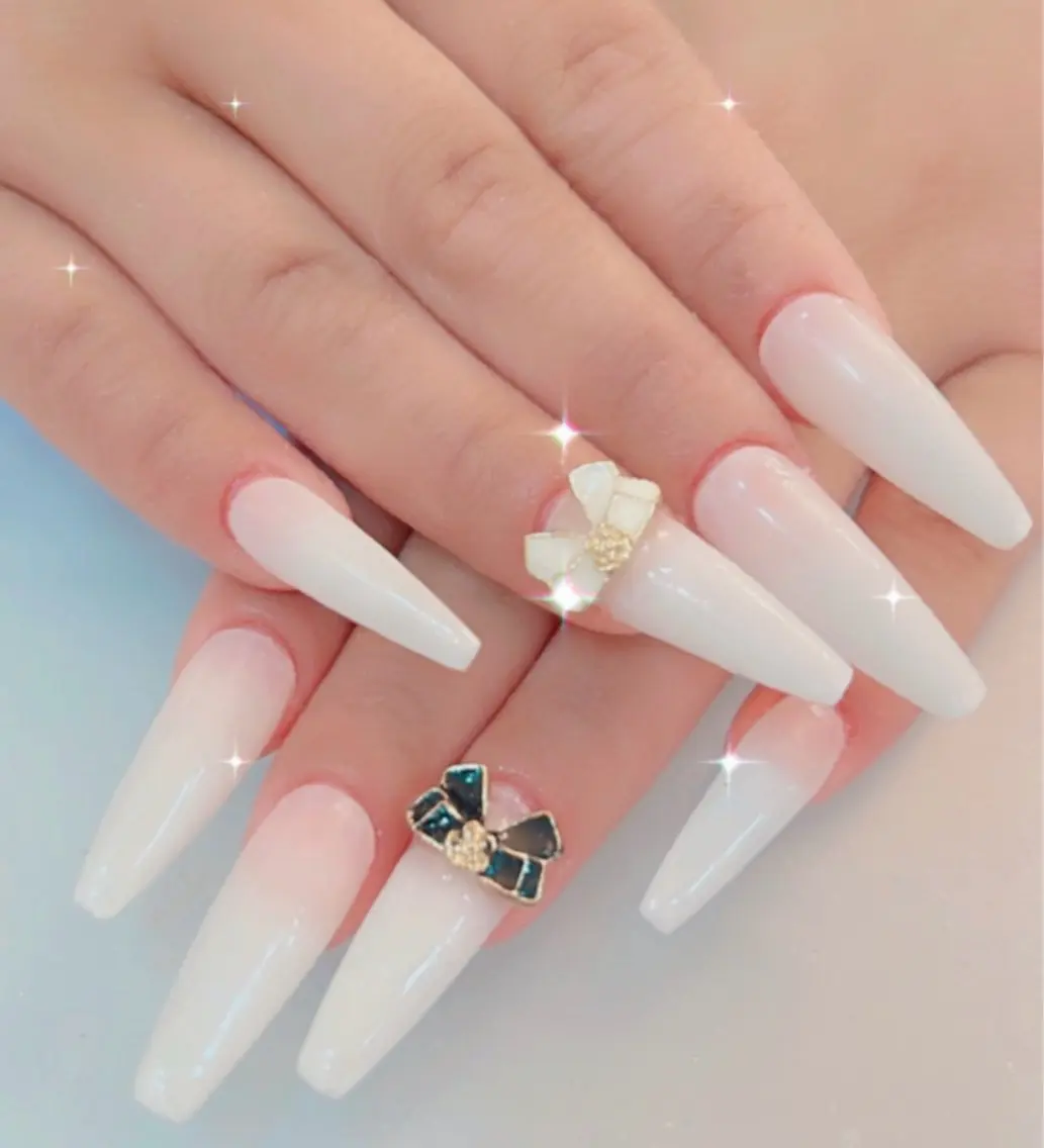 ネイル ロングネイル ハンドネイル CherieNail 💗manaのネイルデザイン