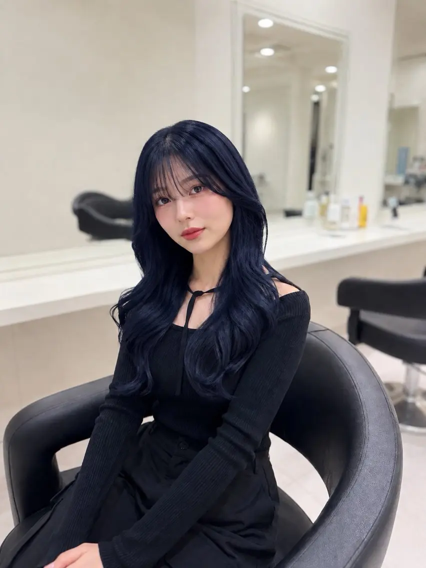 ロング 髪質改善 レイヤーカット カット ヘアカラー トリートメント 縮毛矯正× ブルーブラック/池袋のヘアスタイル