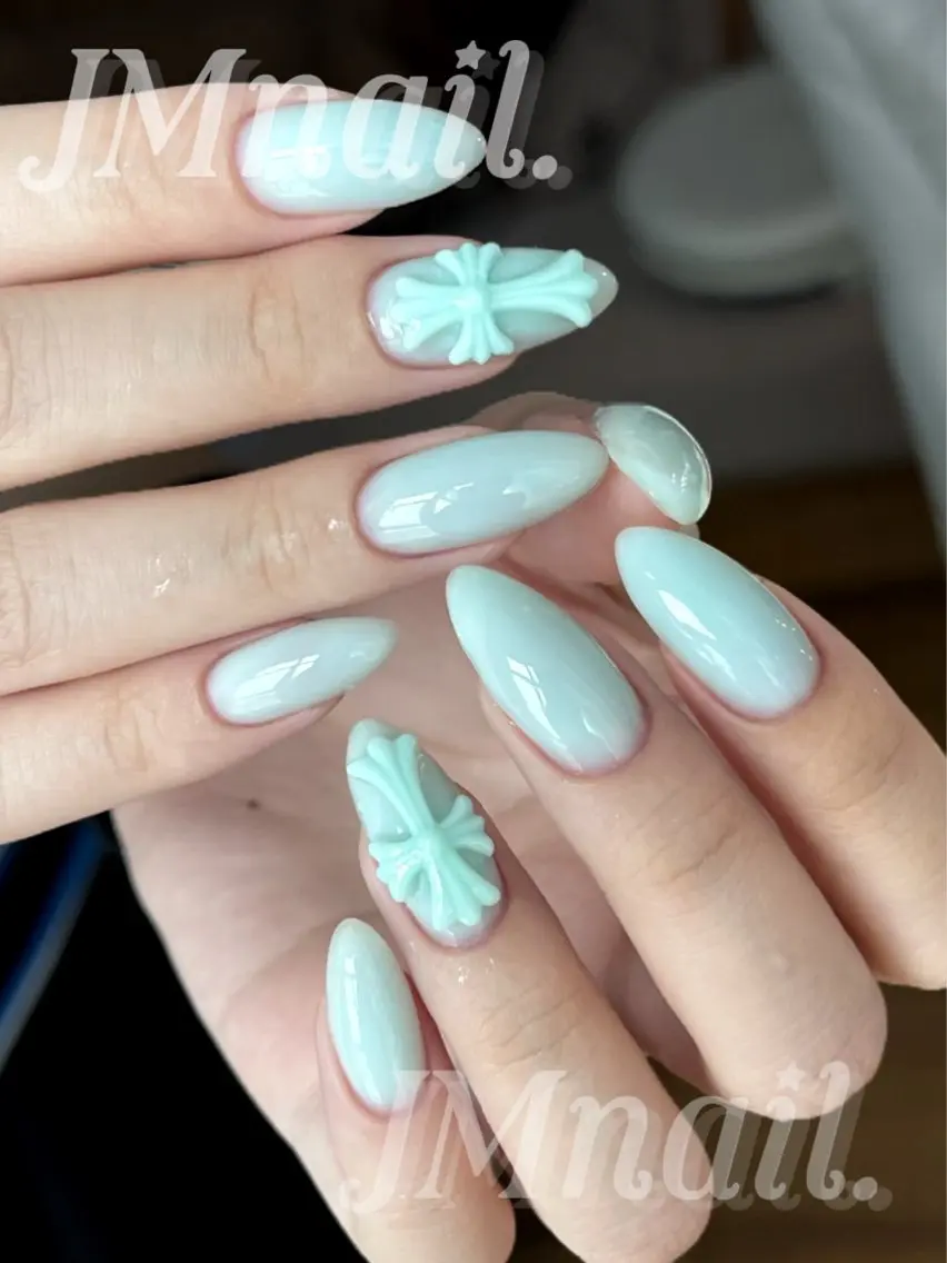 🦋自爪🦋スペシャルSNS話題・ワンカラー+2個クロスパーツの写真