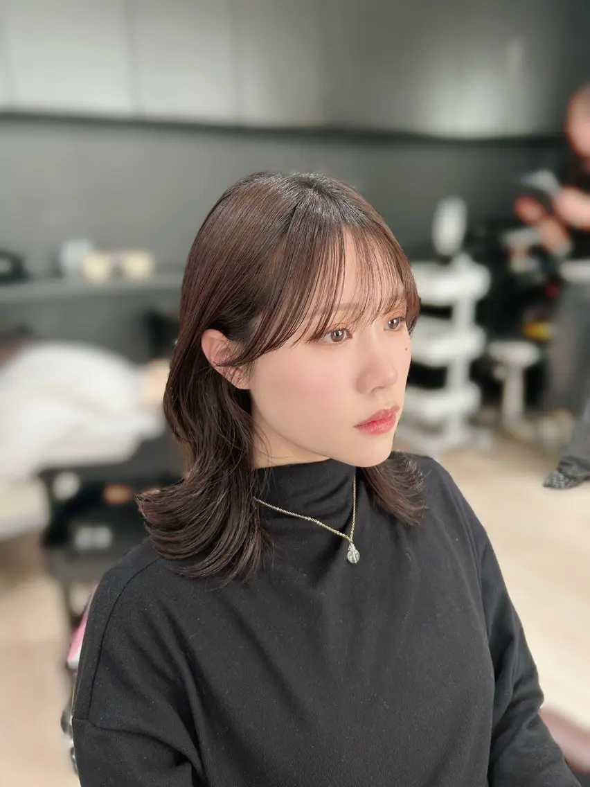 ミディアム カット ヘアカラー トリートメント 🎀大竹美侑／顔まわ りカット／レイヤーのヘアスタイル
