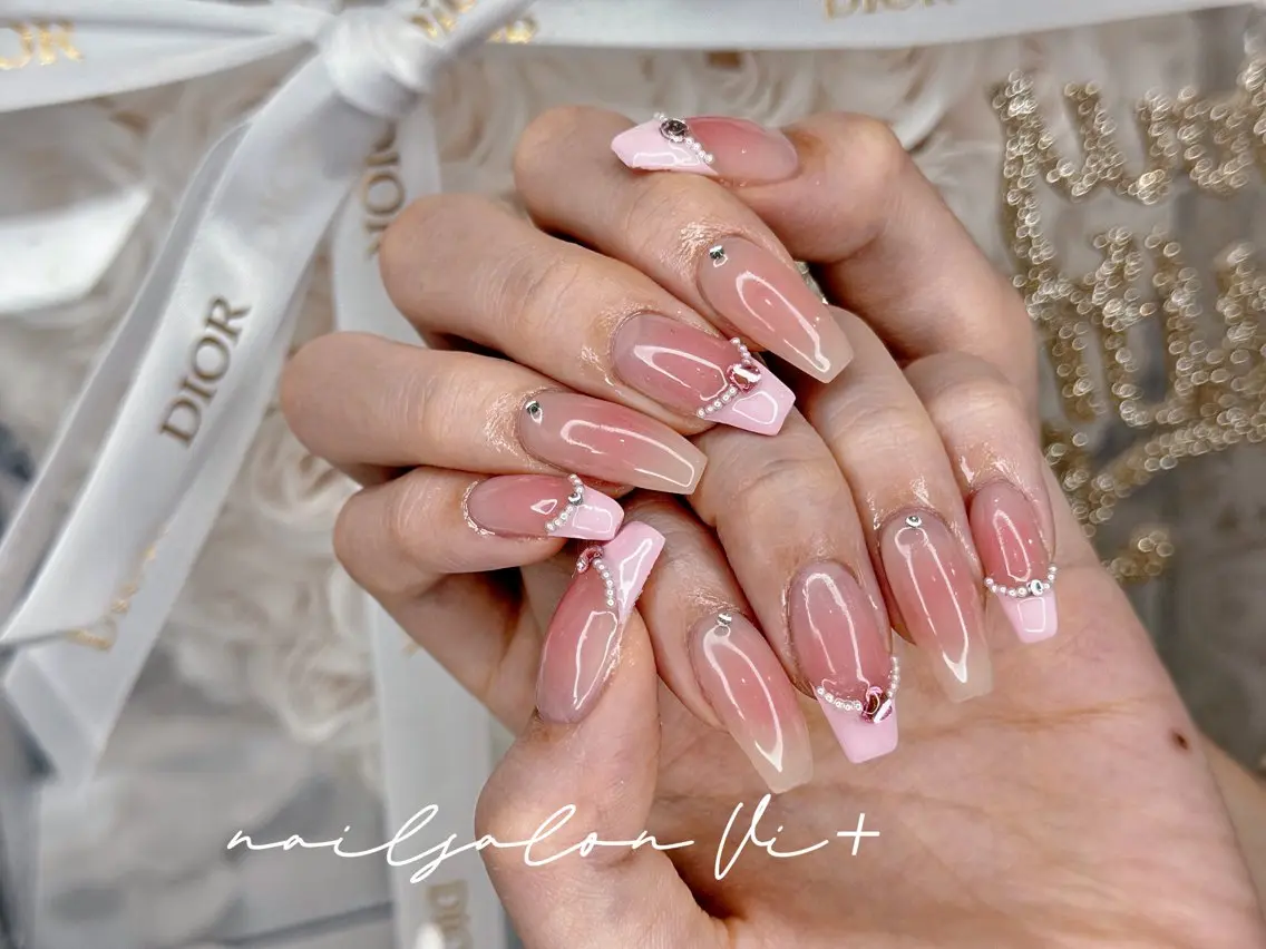 ネイル ハンドネイル ✨Nailsalon Vi+✨のネイルデザイン
