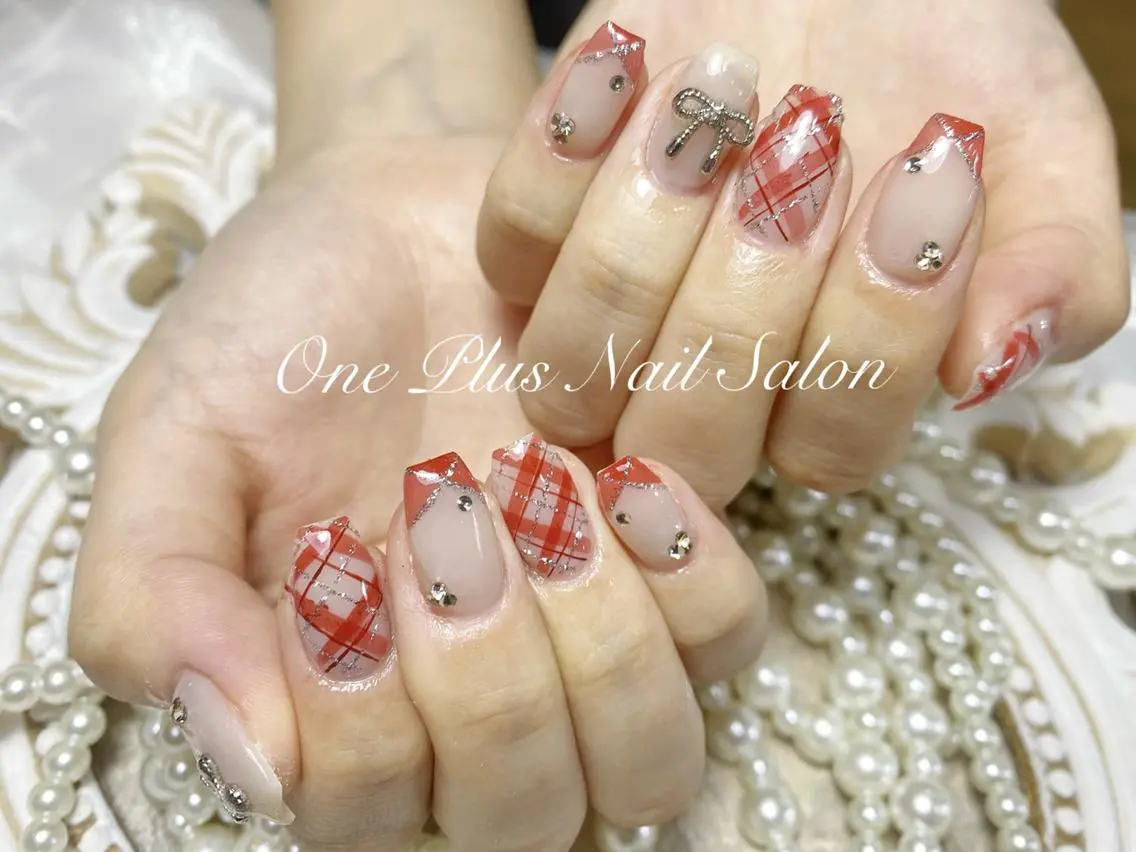 ネイル リボン ワンホンネイル One Plus Nail Salonのネイルデザイン