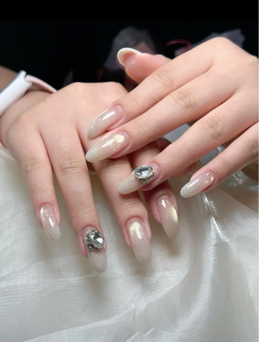 ネイル アートネイル ジェルネイル キラキラネイル 韓国ネイル オフィスネイル DAISY_NAIL 【フィルイン専門店】のネイルデザイン