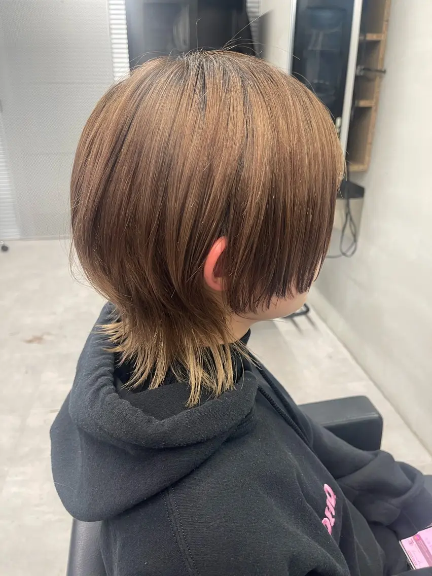 ミディアム ウルフカット 柏 ウルフ/レイヤー 田中佐和🐺のヘアスタイル