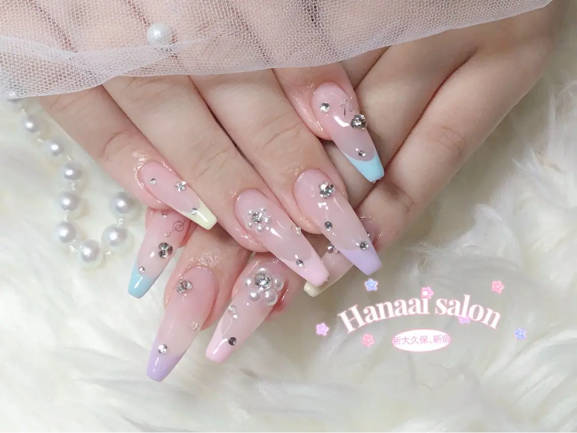 セミロング ハンドネイル Hanaai Salon新宿店のネイルデザイン