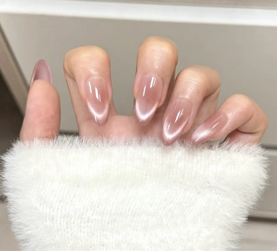 【自爪】【派手すぎず&美しく華やかに】★☆マグネットフレンチ 5980円の写真
