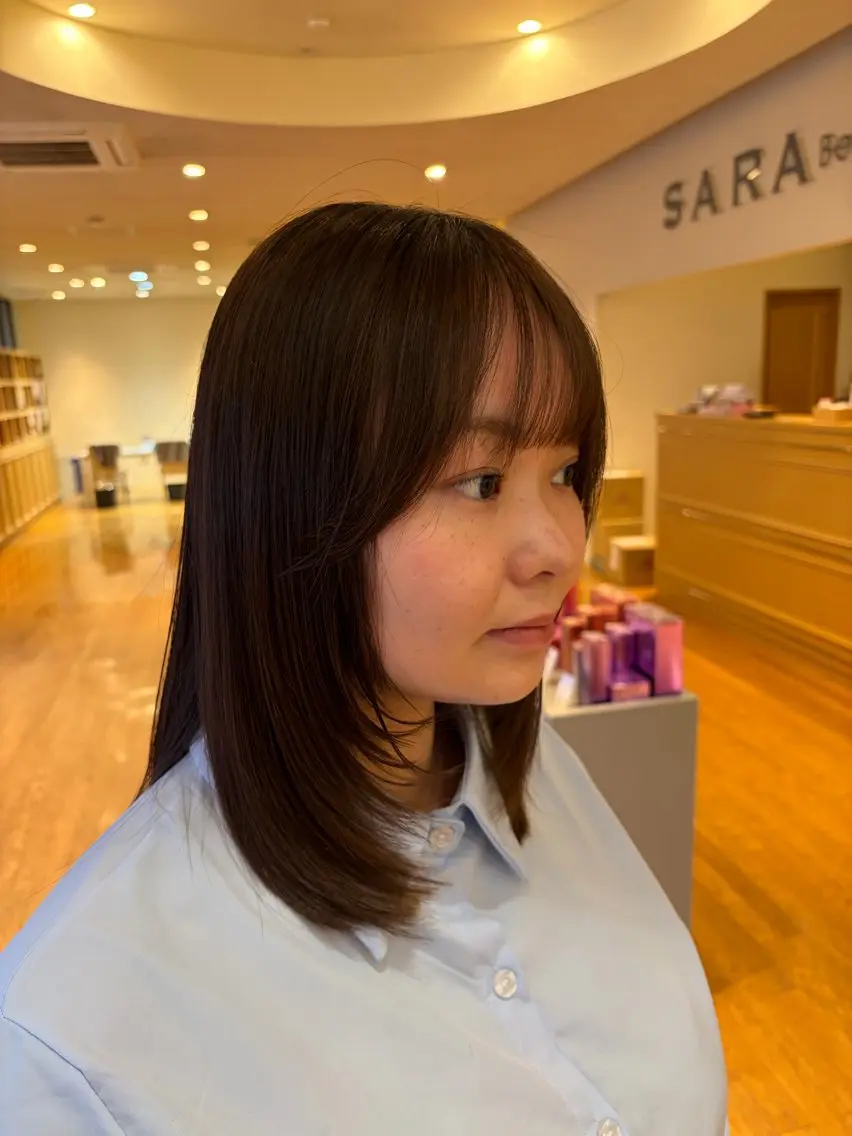 ミディアム ミディアムレイヤー レイヤーカット 小顔カット 梶原 美保のヘアスタイル