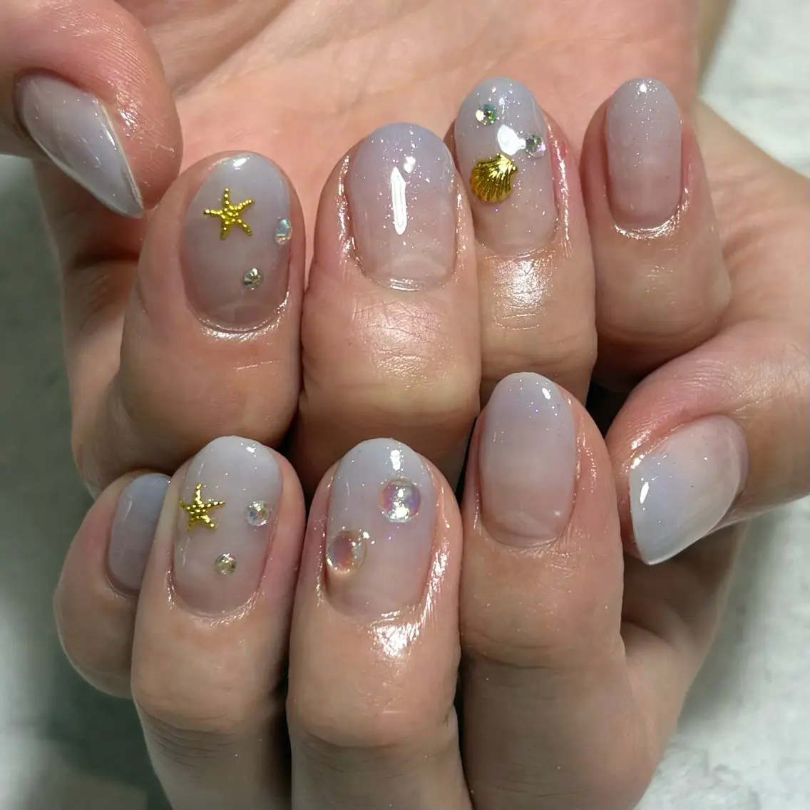 ネイル ハンドネイル WHITE NAIL 鳳店AYUMIのネイルデザイン