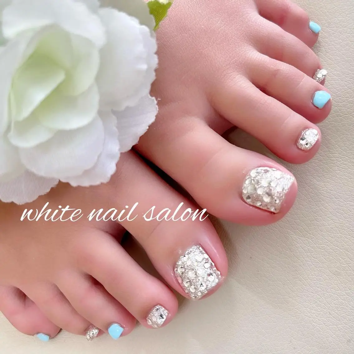ネイル ジェルネイル ハードジェル ラメ(グリッター) 持ち込み ソフトジェル フットネイル white nail salonのネイルデザイン