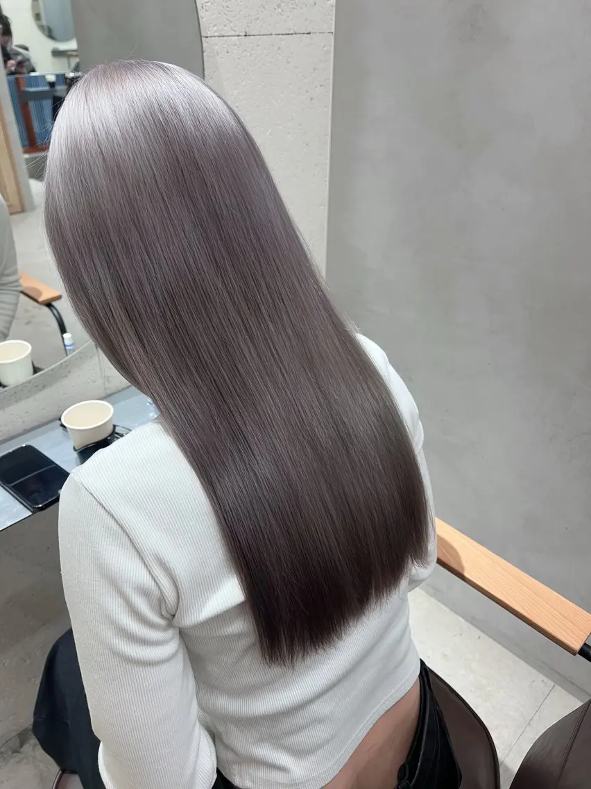 セミロング カラー ヘアアレンジ 透明感カラー グレージュ ヘアカラー トリートメント ヘッドスパ ヘアセット 大宮/山口 竣也のヘアスタイル