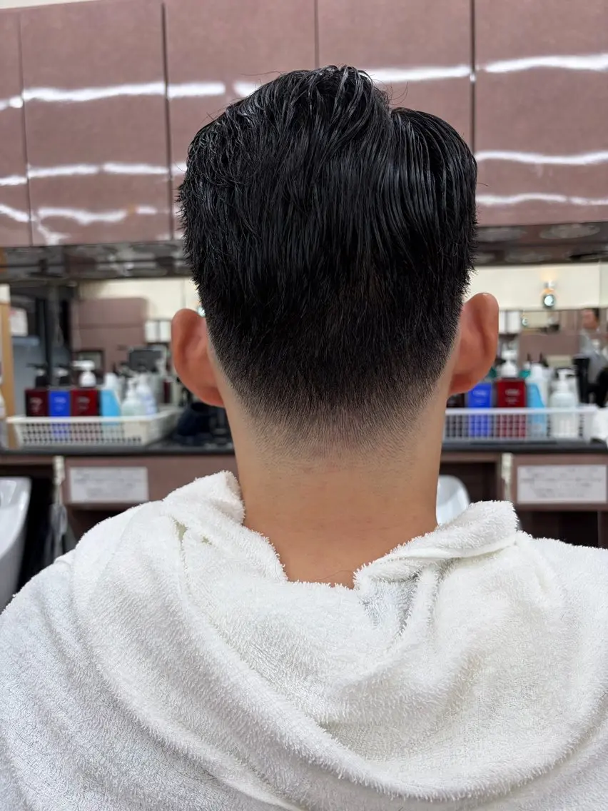 ミディアム 中村 邦明のヘアスタイル