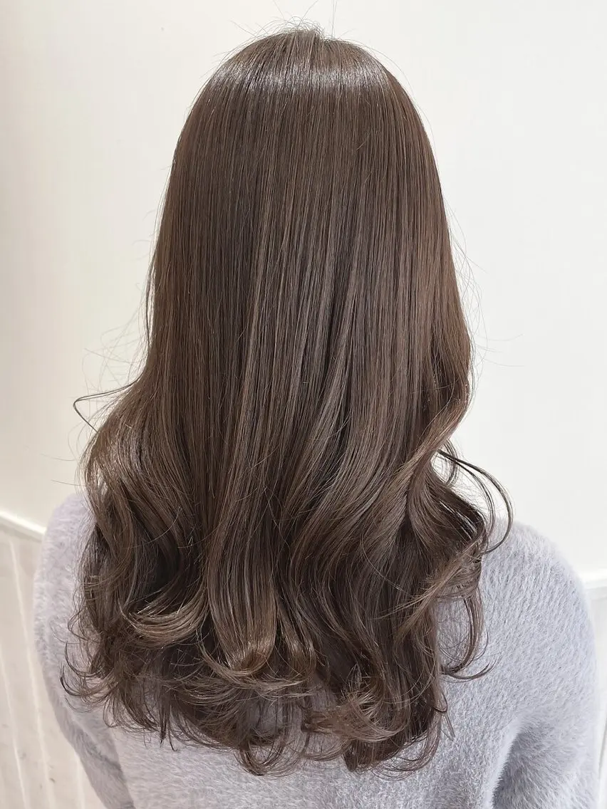 ロング カラー キッズ グレージュ ラベンダーカラー ラベンダーグレージュ ラベンダーグレー 透け感カラー🌿 小島 りなのヘアスタイル