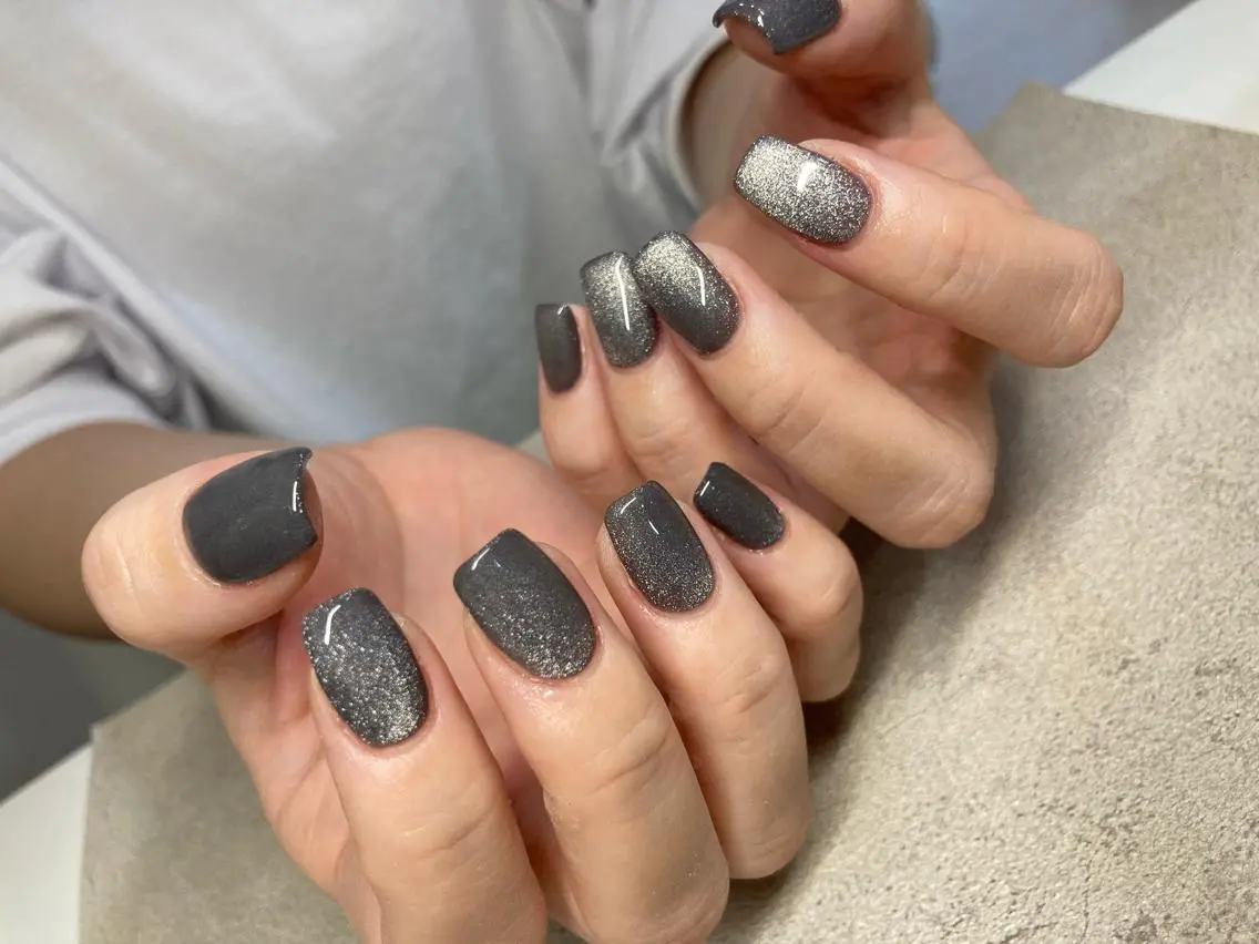 ネイル elu :nail&eyeのネイルデザイン