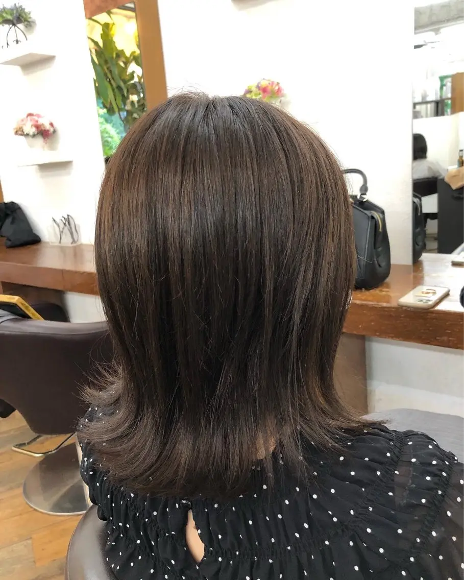 ミディアム くびれヘア レイヤーカット 外ハネヘア 児玉 一也のヘアスタイル