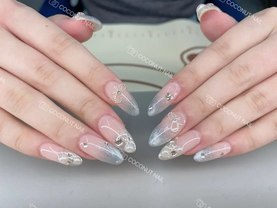 ネイル ハンドネイル 神田 ココナッツのネイルデザイン