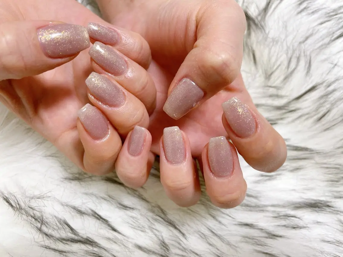 ネイル オーロラネイル フラワーネイル フットネイル フレンチネイル ジェルネイル ハンドネイル mogunail &blowのネイルデザイン