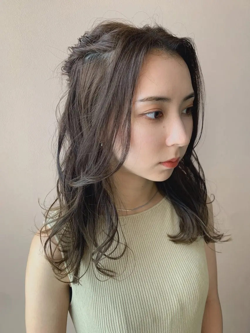ロング ヘアアレンジ ハーフアップ ヘアセット hubhair レイヤー/透明感のヘアスタイル