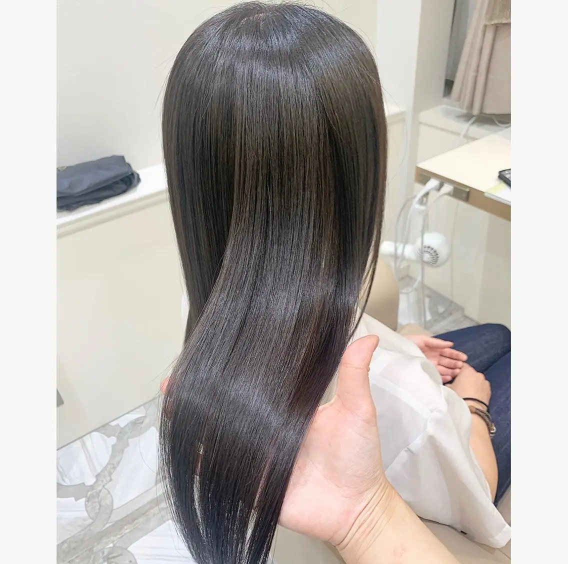 ロング カラー パーマ カット 縮毛矯正 トリートメント 💙美髪救世主💙 関華蓮のヘアスタイル
