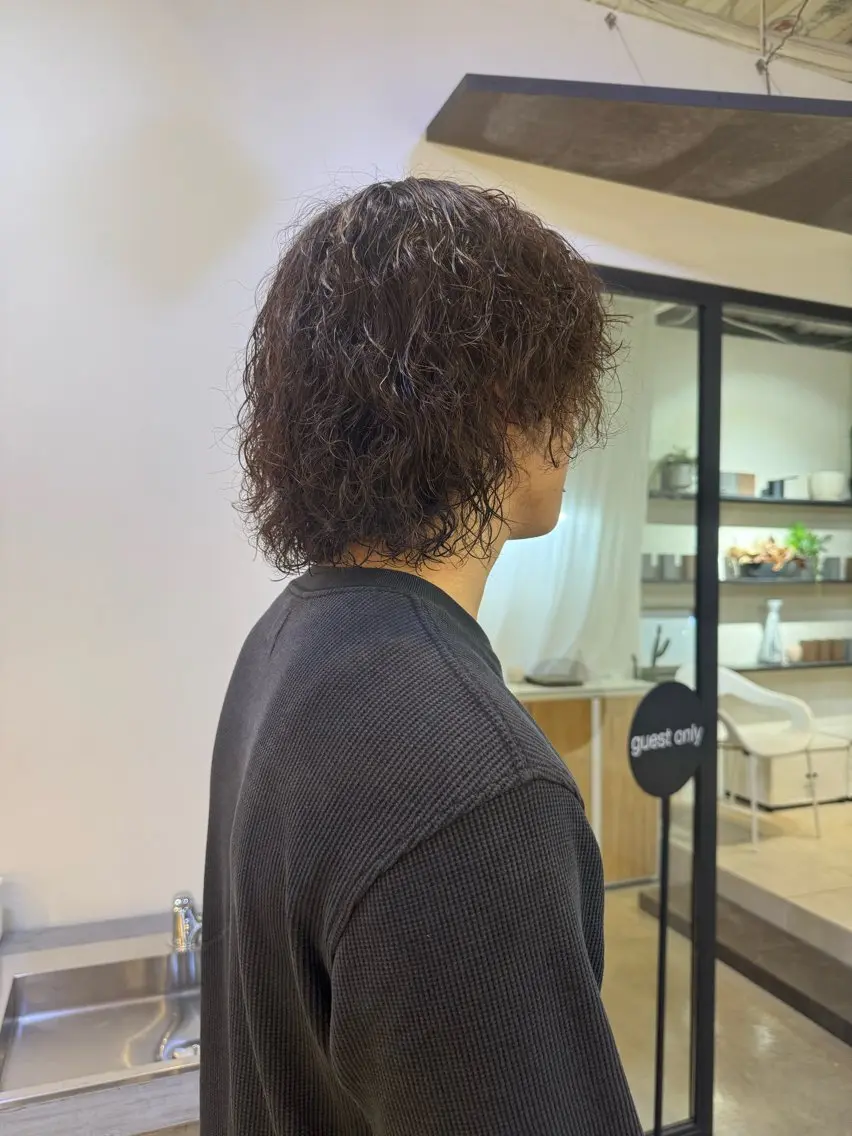 ミディアム パーマ ミディアムパーマ カット パーマ 詩音 ／札幌美容師のヘアスタイル