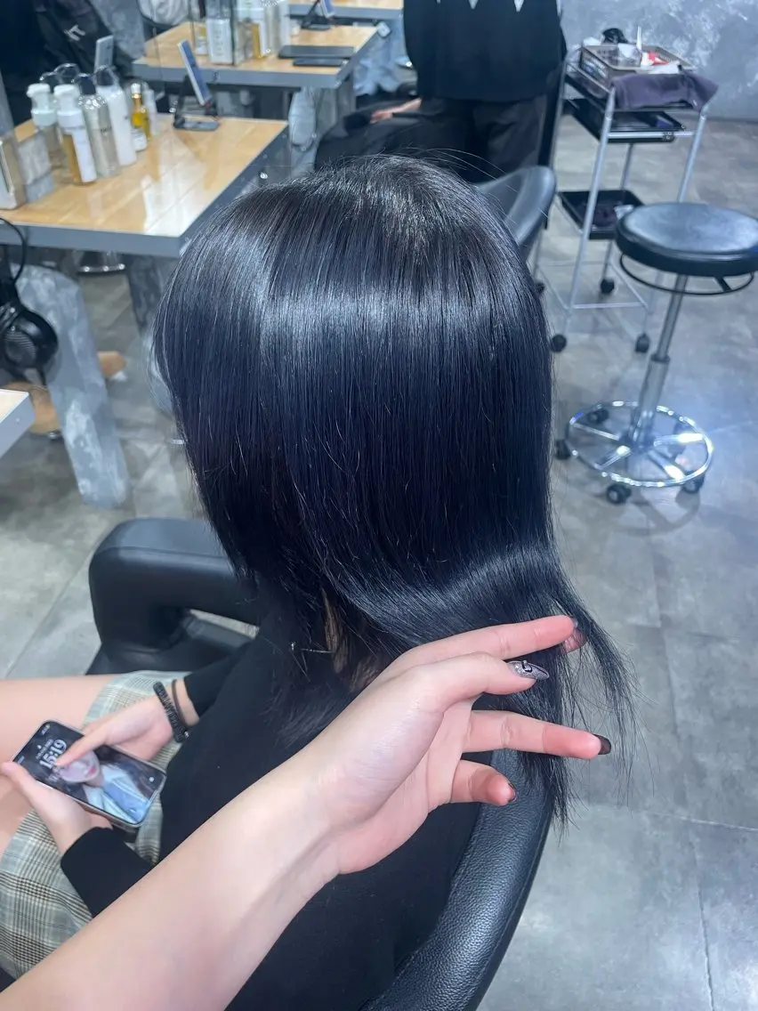 ミディアム ハイトーン 横浜💞ミオのヘアスタイル