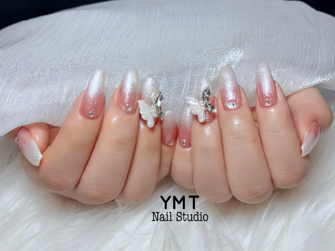ネイル 長さ出し フットネイル ジェルネイル 韓国ネイル マグネットネイル ハンドネイル YMT NailStudioのネイルデザイン