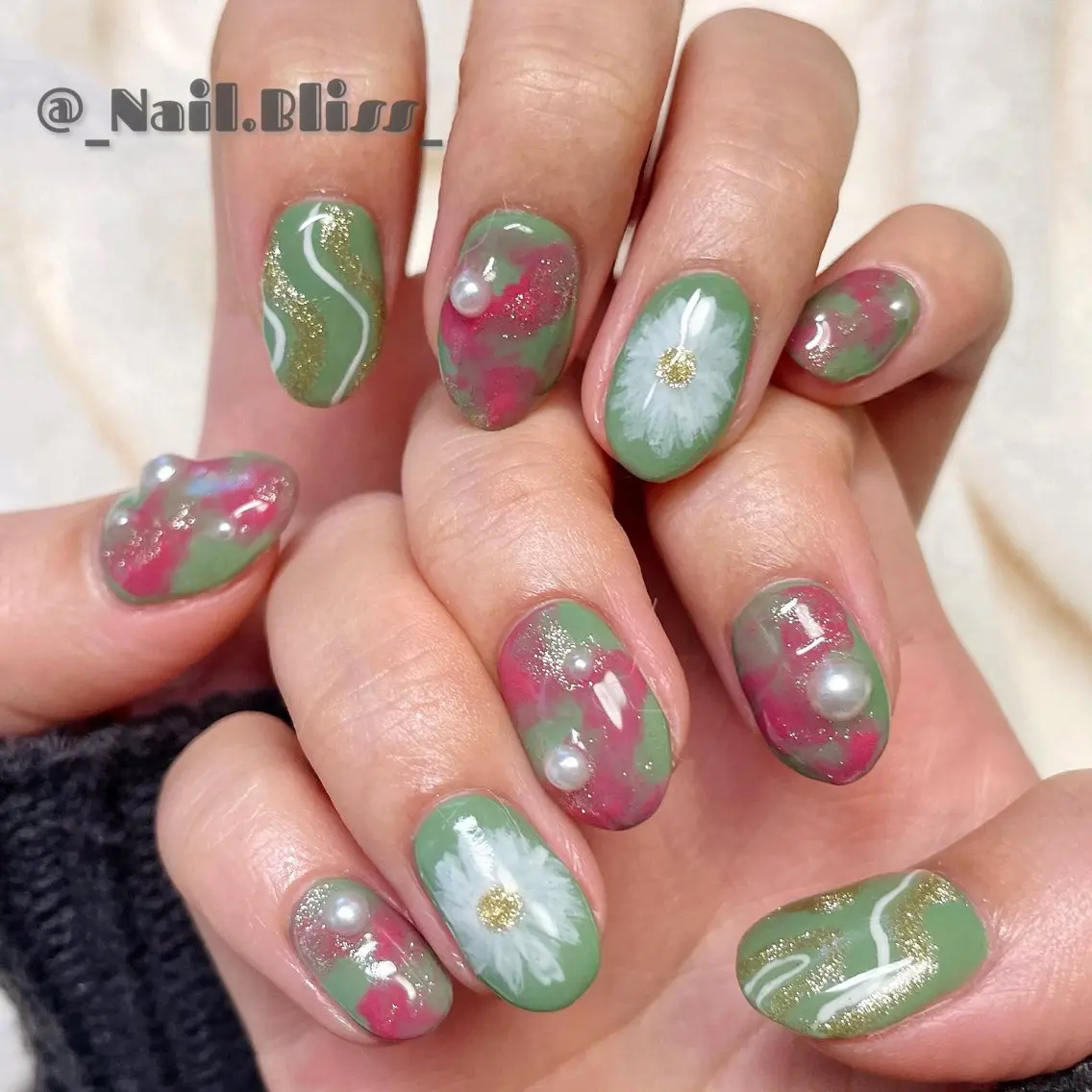 ネイル グリーン ピンク ハンドネイル NAIL BLISSのネイルデザイン
