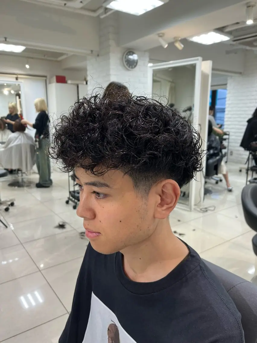 ショート パーマ メンズ マッシュ スペインカール カット パーマ メンズパーマ職人 パーマ🔥ritaのヘアスタイル