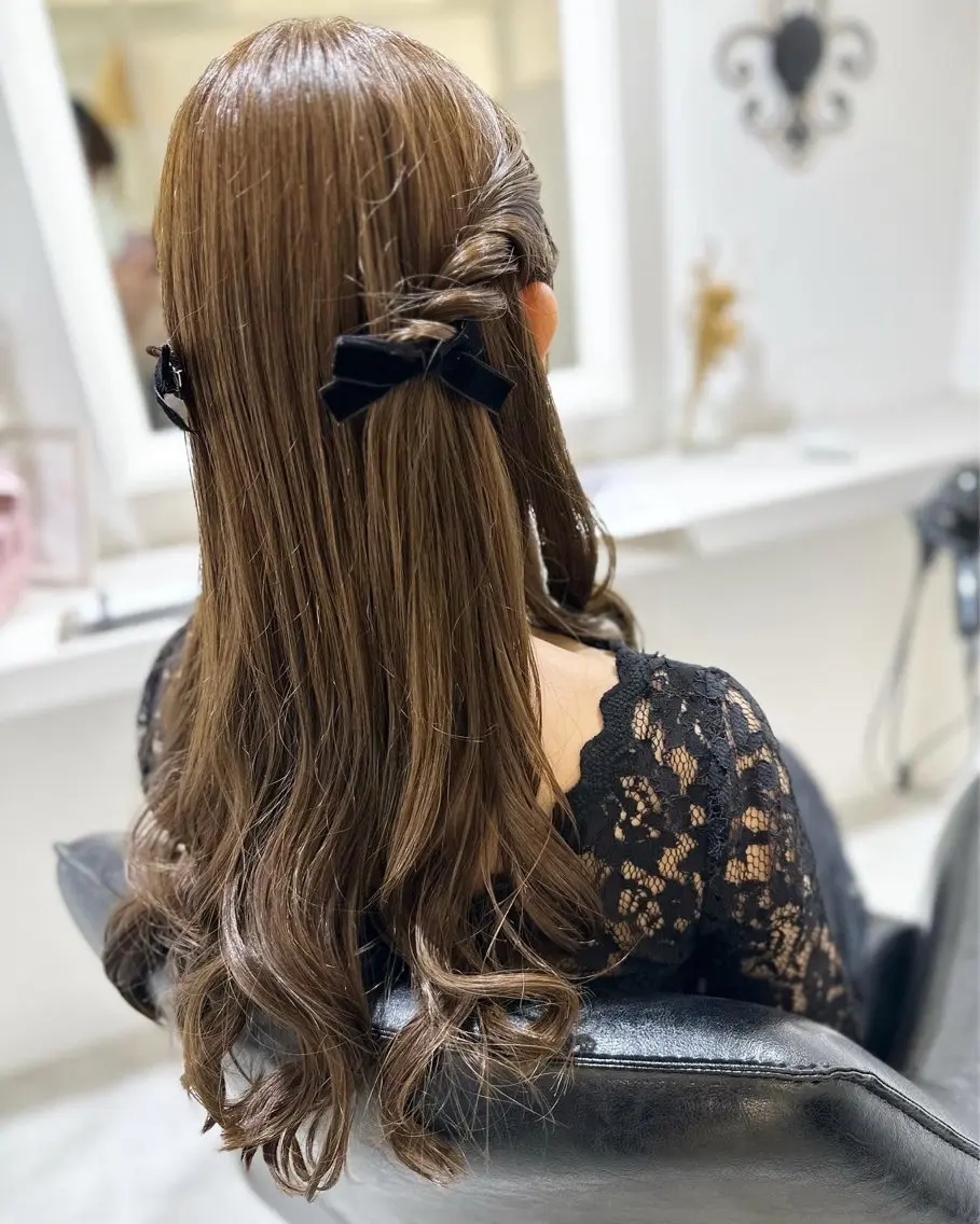 ロング カラー ヘアアレンジ ヘアセット 荒木 ひろかのヘアスタイル
