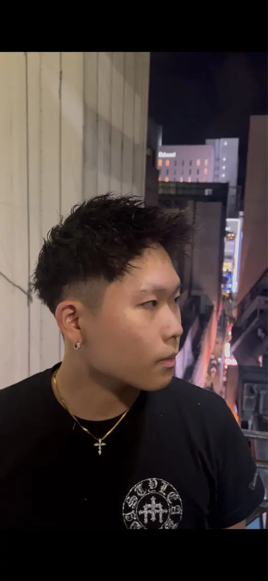 ショート 雫石 憲資のヘアスタイル