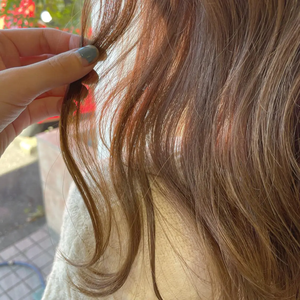 ミディアム 青木 梨奈のヘアスタイル